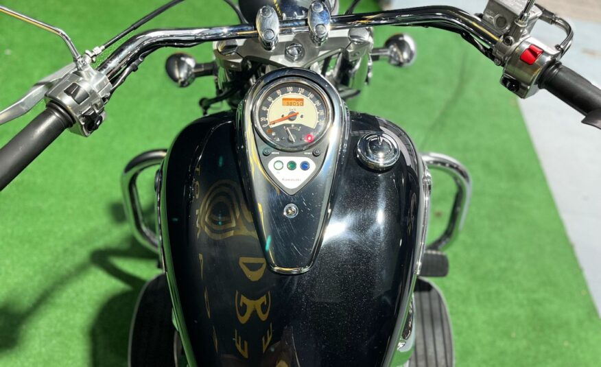 KAWASAKI VULCAN 900 CLASSIC