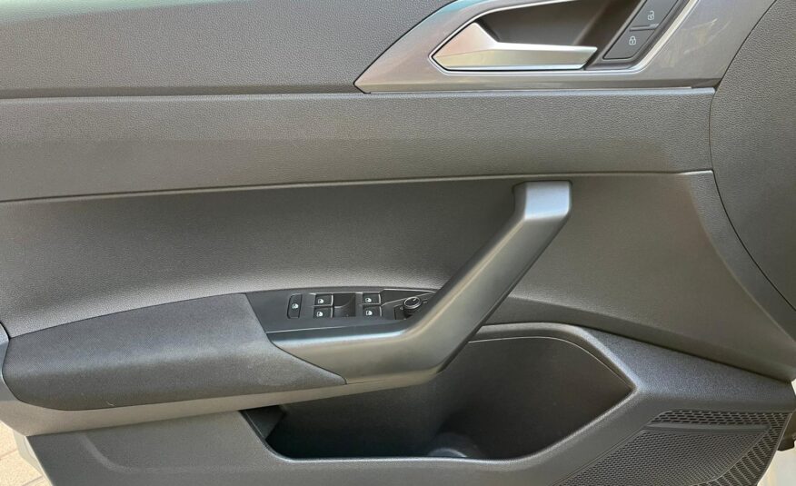 VOLSKWAGEN POLO GTI