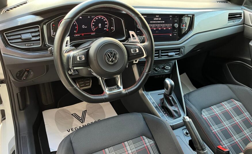 VOLSKWAGEN POLO GTI