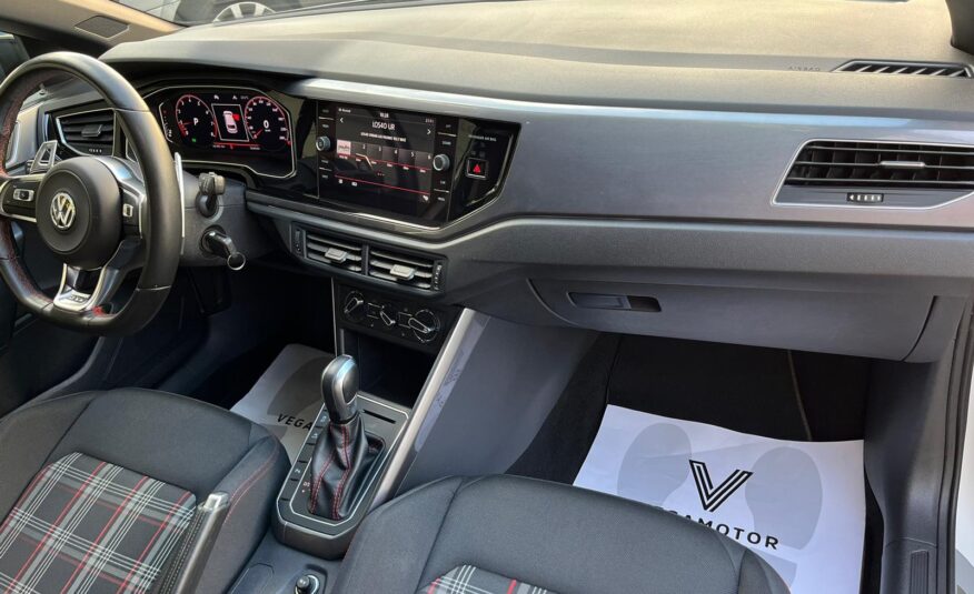 VOLSKWAGEN POLO GTI