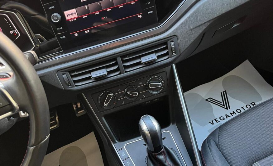 VOLSKWAGEN POLO GTI