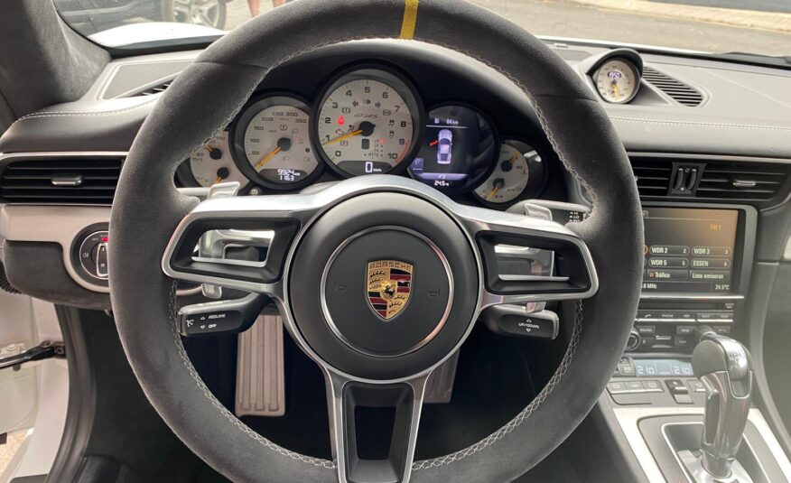 PORSCHE GT3 RS