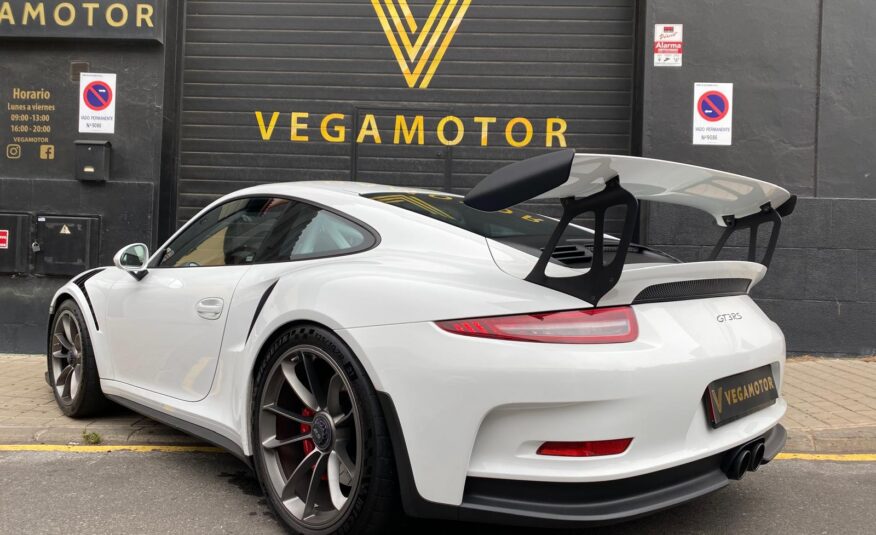 PORSCHE GT3 RS
