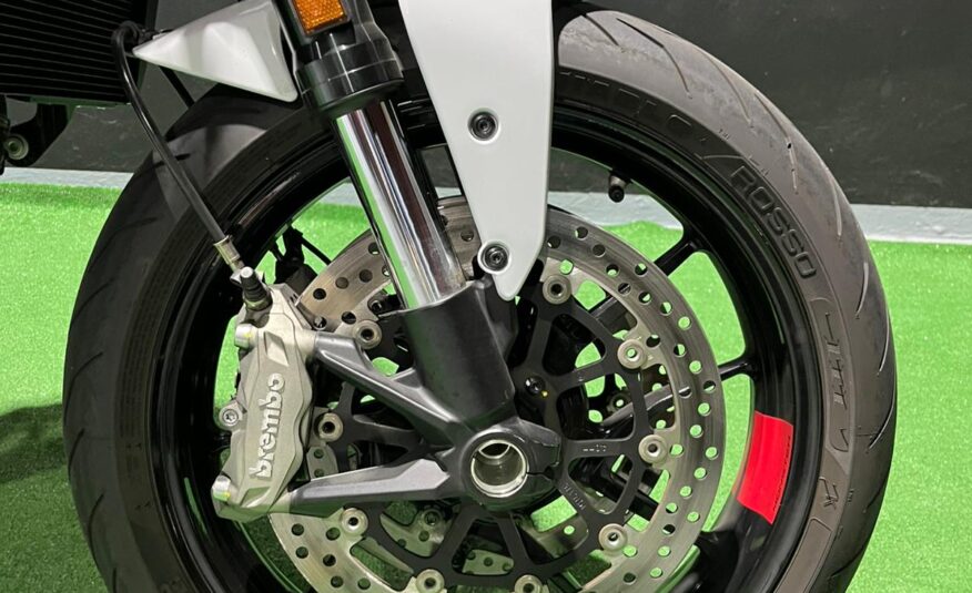 DUCATI MONSTER+ 937