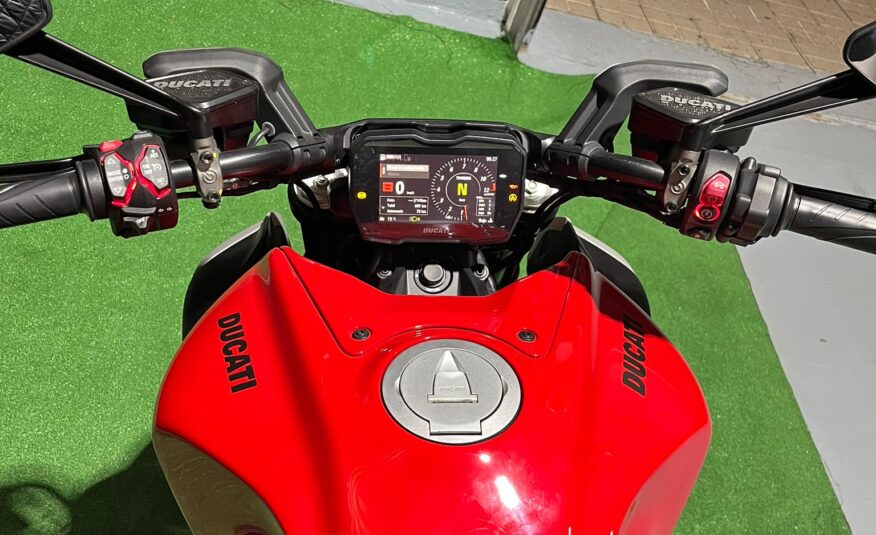 DUCATI DIAVEL V4