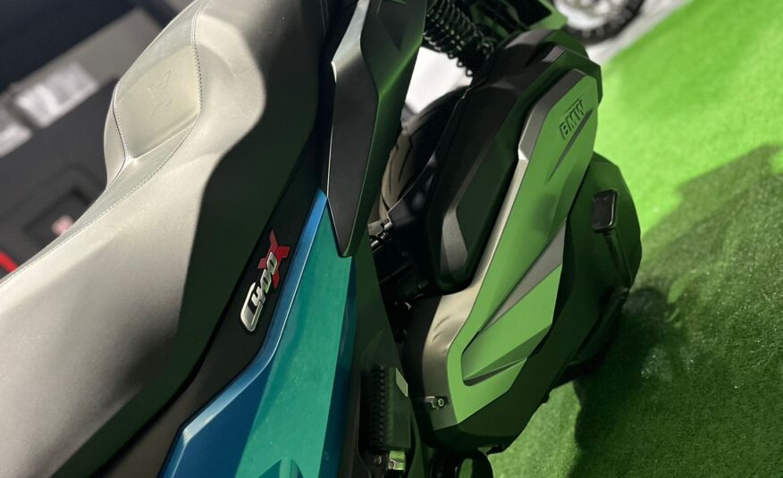BMW C400X