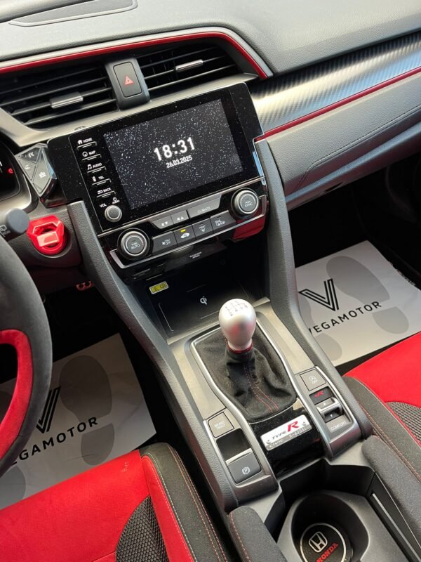 HONDA CIVIC TYPE R