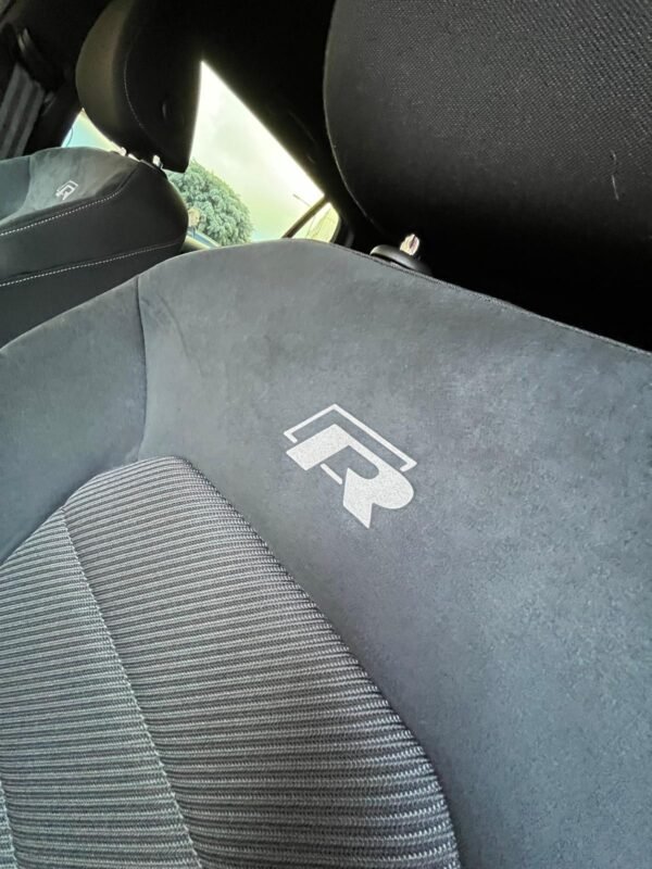 VOLSKWAGEN GOLF R 4×4