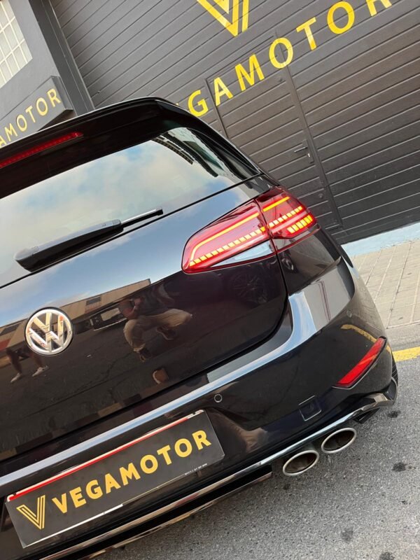 VOLSKWAGEN GOLF R 4×4
