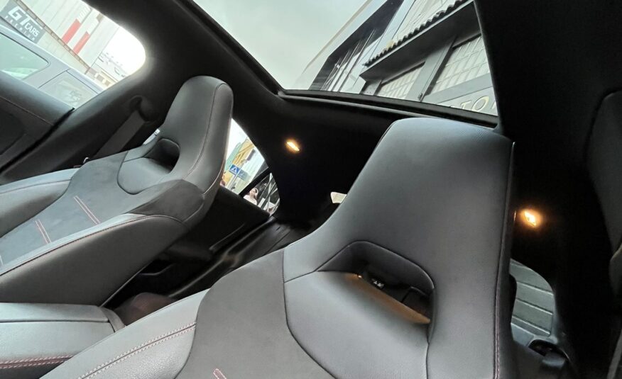 MERCEDES-BENZ CLA 200 AMG