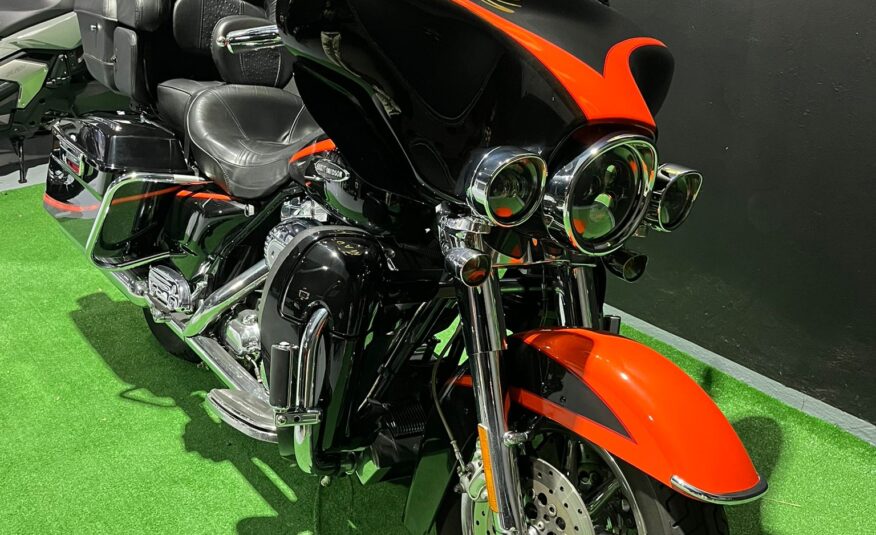 HARLEY DAVIDSON CVO Electra Glide Ultra Classic LIMITED