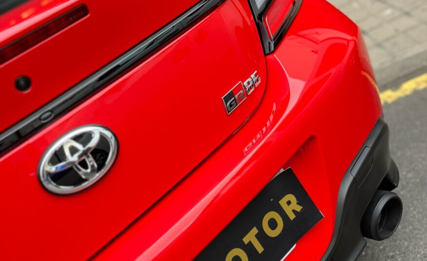 TOYOTA GR86