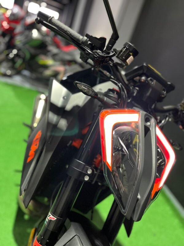 KTM 1290 SUPER DUKE R