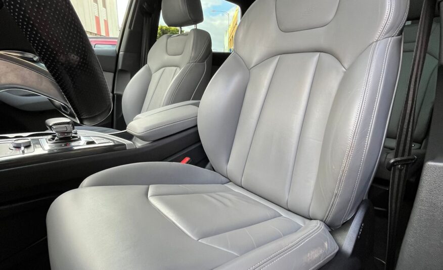 AUDI Q7 S LINE QUATTRO