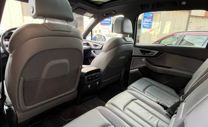 AUDI Q7 S LINE QUATTRO