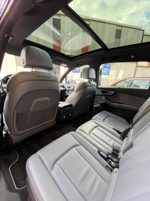 AUDI Q7 S LINE QUATTRO