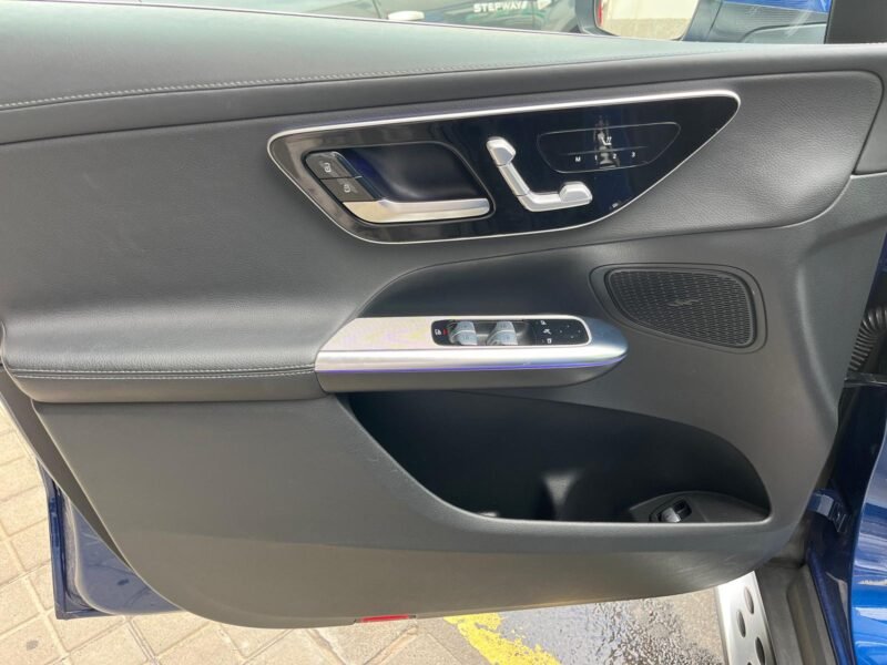 MERCEDES-BENZ GLC 300 E 4MATIC AMG