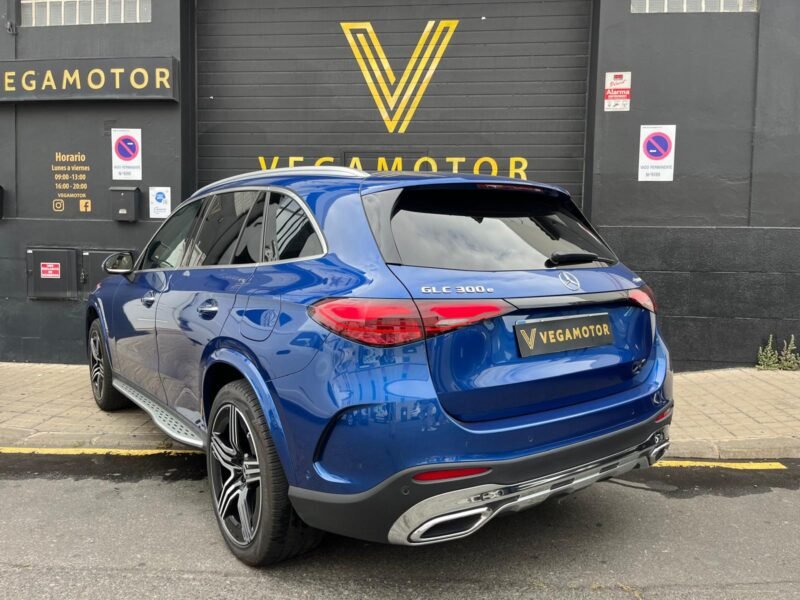 MERCEDES-BENZ GLC 300 E 4MATIC AMG