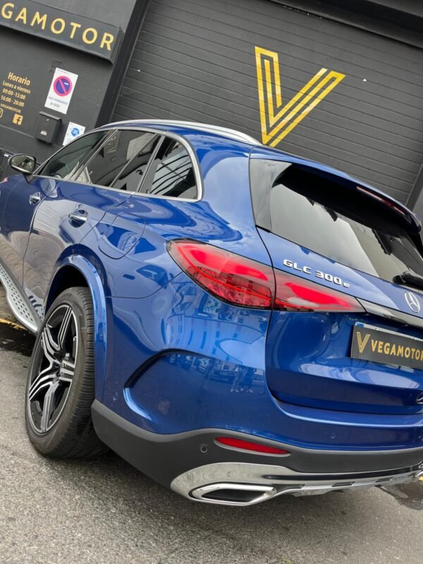 MERCEDES-BENZ GLC 300 E 4MATIC AMG