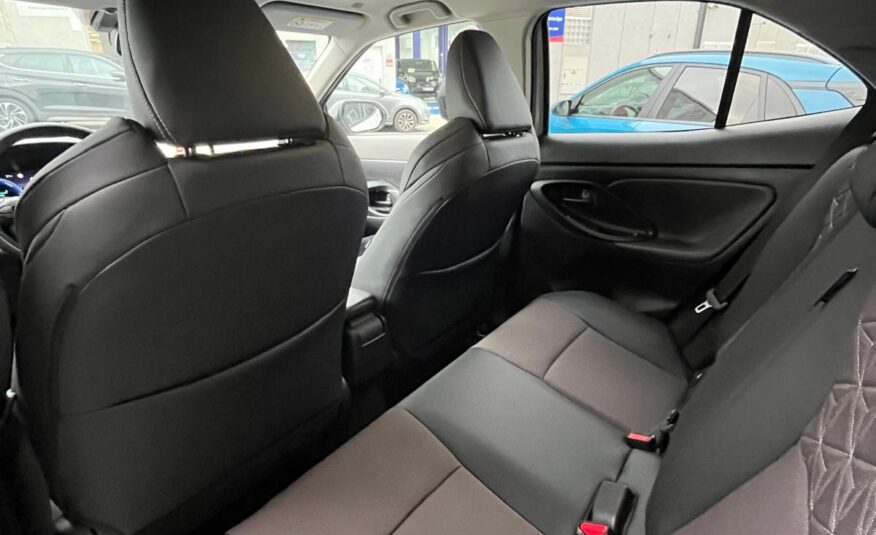 TOYOTA YARIS CROSS STYLE
