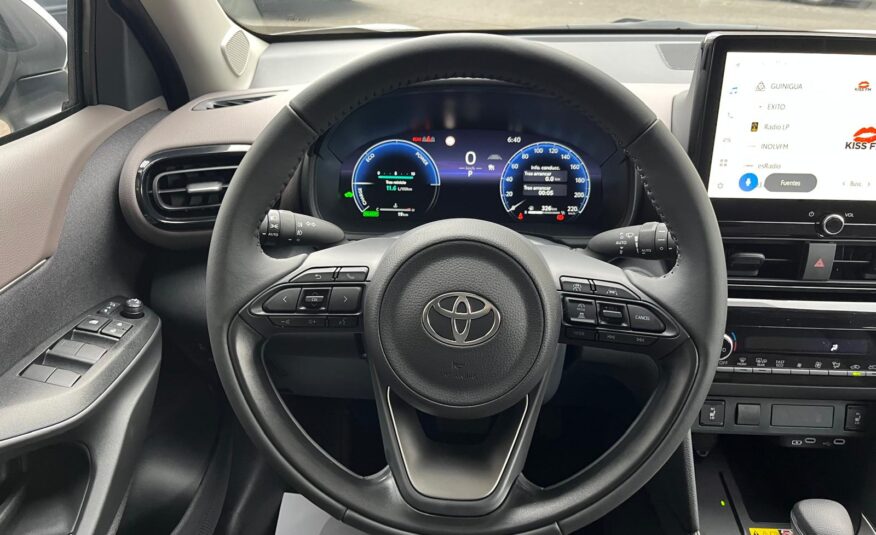 TOYOTA YARIS CROSS STYLE