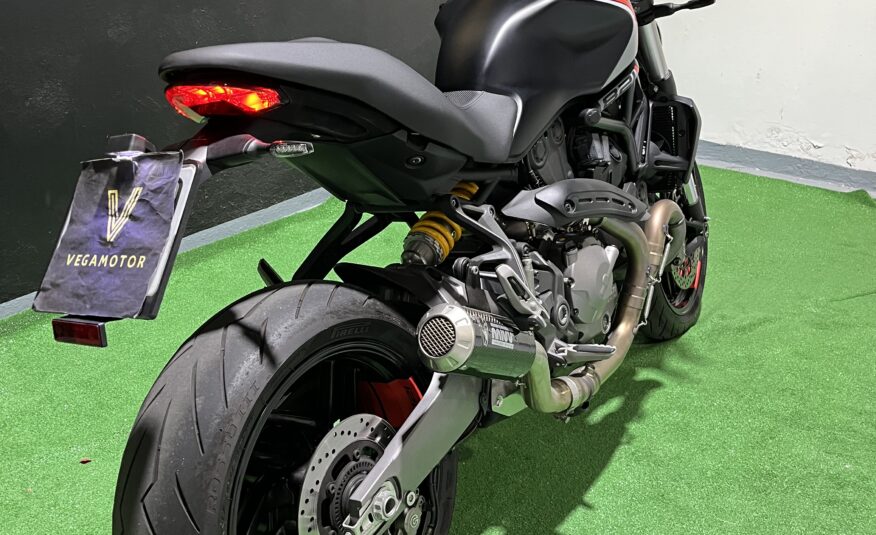 DUCATI MONSTER 821 CARNET A2