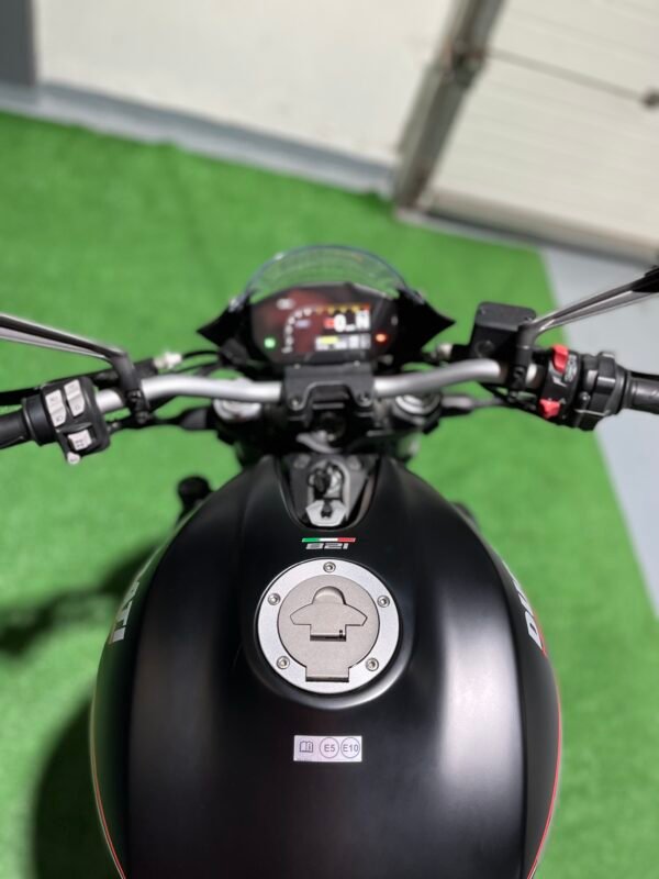 DUCATI MONSTER 821 CARNET A2