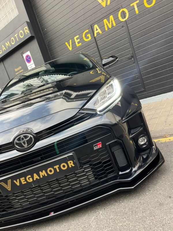 TOYOTA GR Yaris