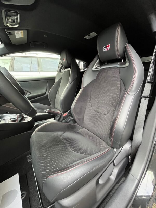TOYOTA GR Yaris
