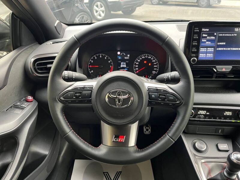 TOYOTA GR Yaris