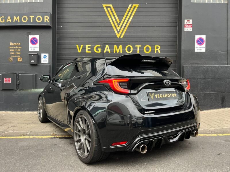 TOYOTA GR Yaris