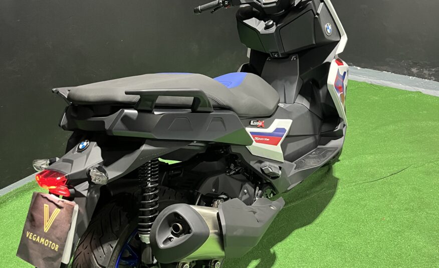 BMW C400X