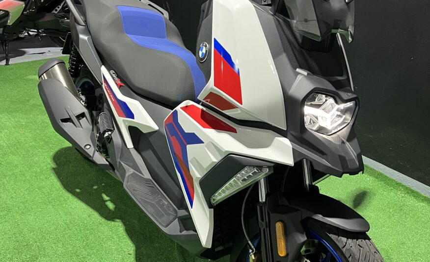 BMW C400X