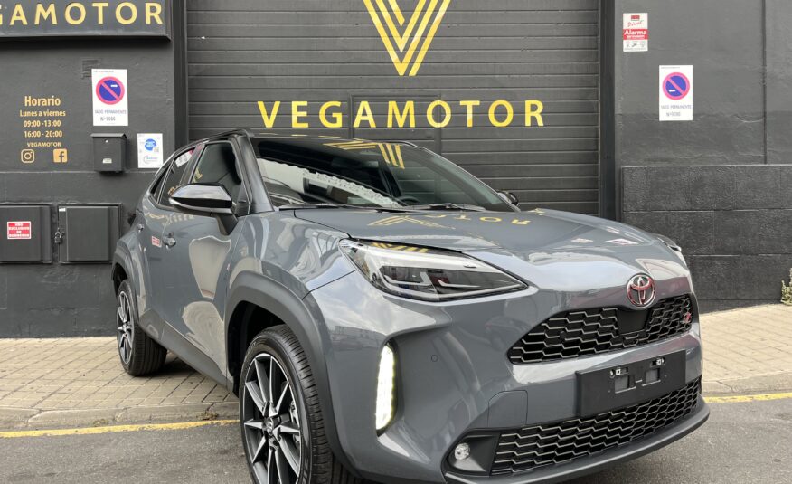 TOYOTA Yaris cross GR sport Plus