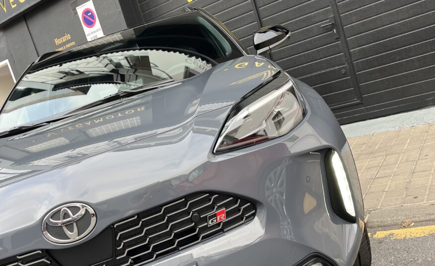 TOYOTA Yaris cross GR sport Plus