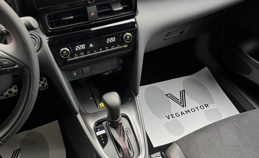TOYOTA Yaris cross GR sport Plus