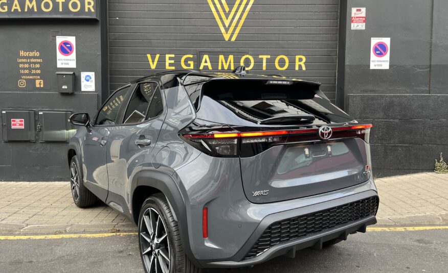 TOYOTA Yaris cross GR sport Plus