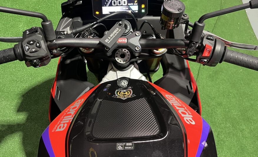 APRILIA TUONO V4 1100 FACTORY