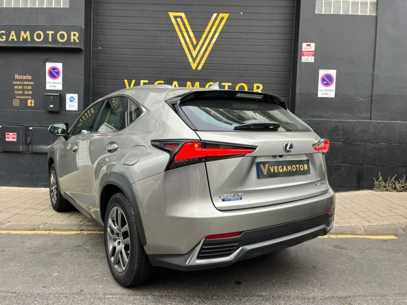 LEXUS NX300H