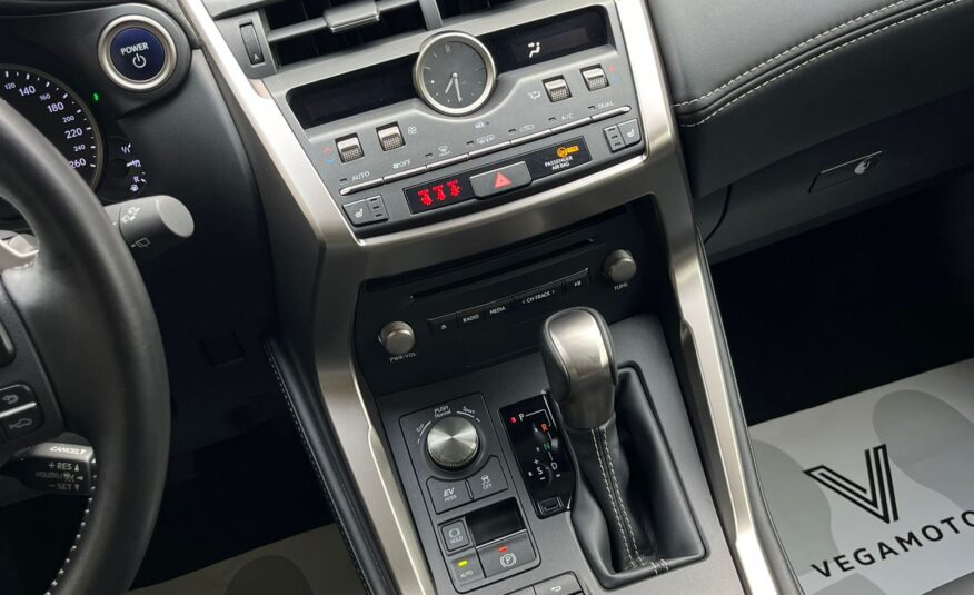 LEXUS NX300H