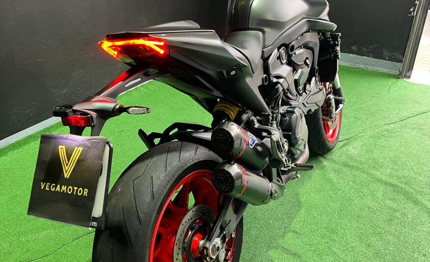 DUCATI MONSTER 937 PLUS