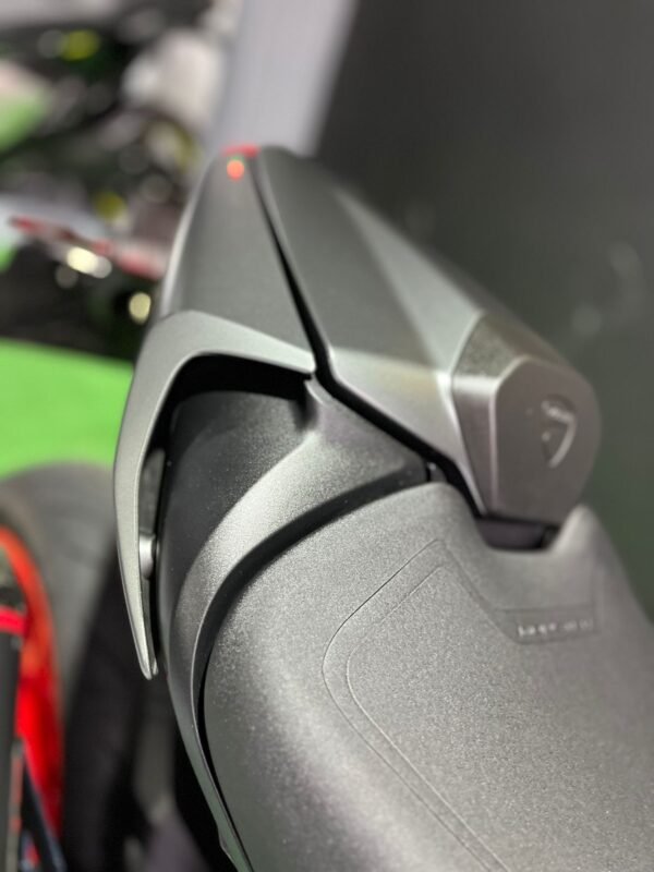 DUCATI MONSTER 937 PLUS