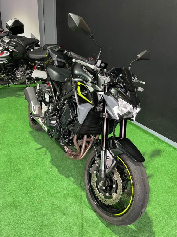 KAWASAKI Z900 carnet A2