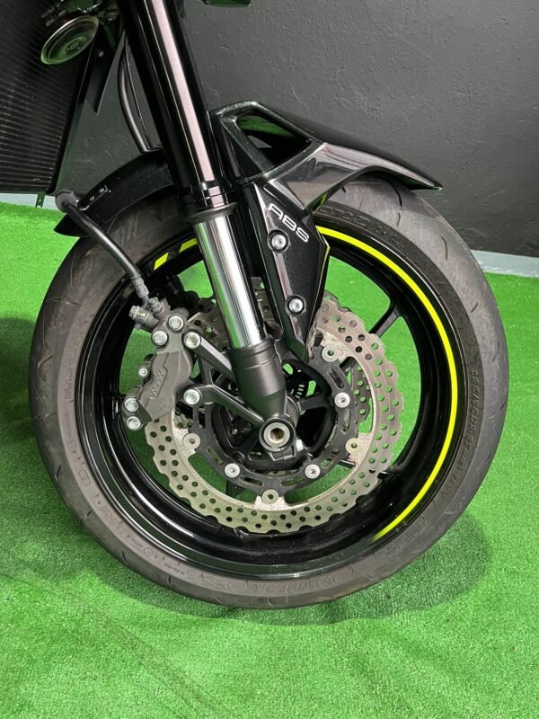 KAWASAKI Z900 carnet A2