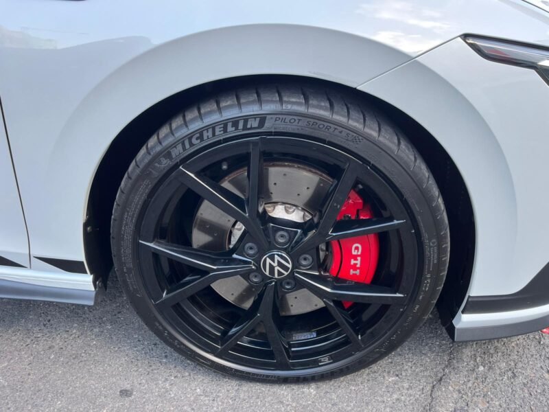 VOLKSWAGEN GTI CLUBSPORT DSG 300CV
