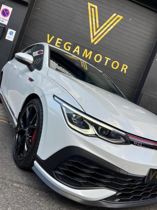 VOLKSWAGEN GTI CLUBSPORT DSG 300CV