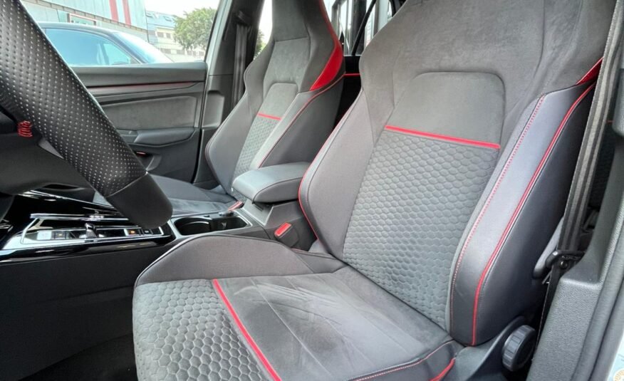 VOLKSWAGEN GTI CLUBSPORT DSG 300CV