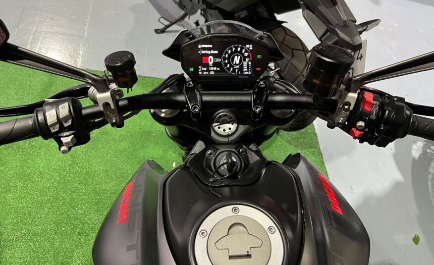 DUCATI MONSTER 937 PLUS