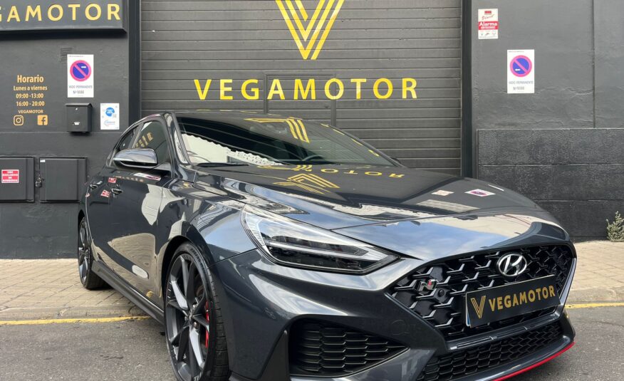 HYUNDAI i30 N PERFORMANCE FASTBACK