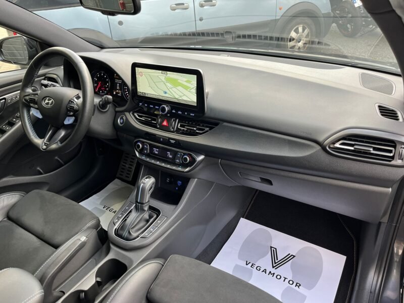 HYUNDAI i30 N PERFORMANCE FASTBACK